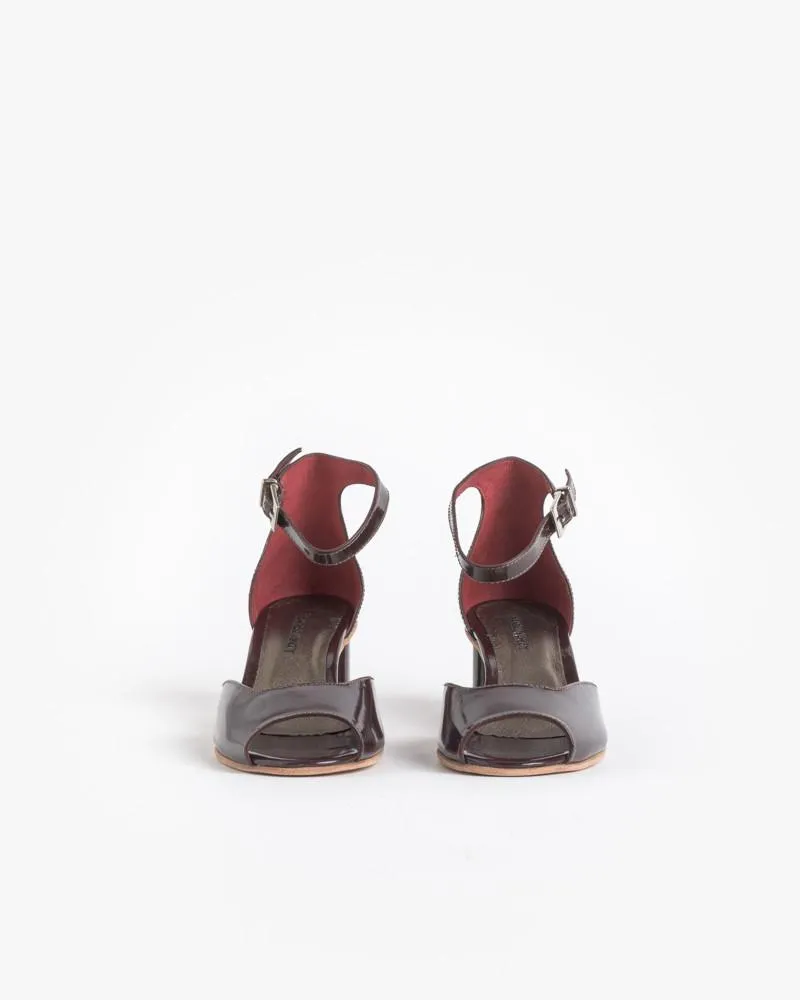 Bodie Sandal in Bordo Santinado