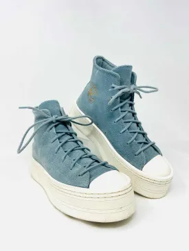 Converse Size 7.5 Blue/White Lace-Up Suede Shoes Sneakers