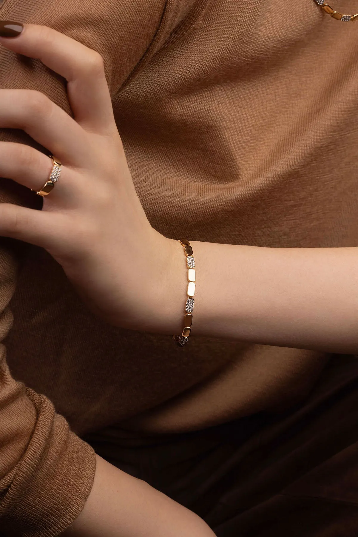 Dainty Gold Bracelet